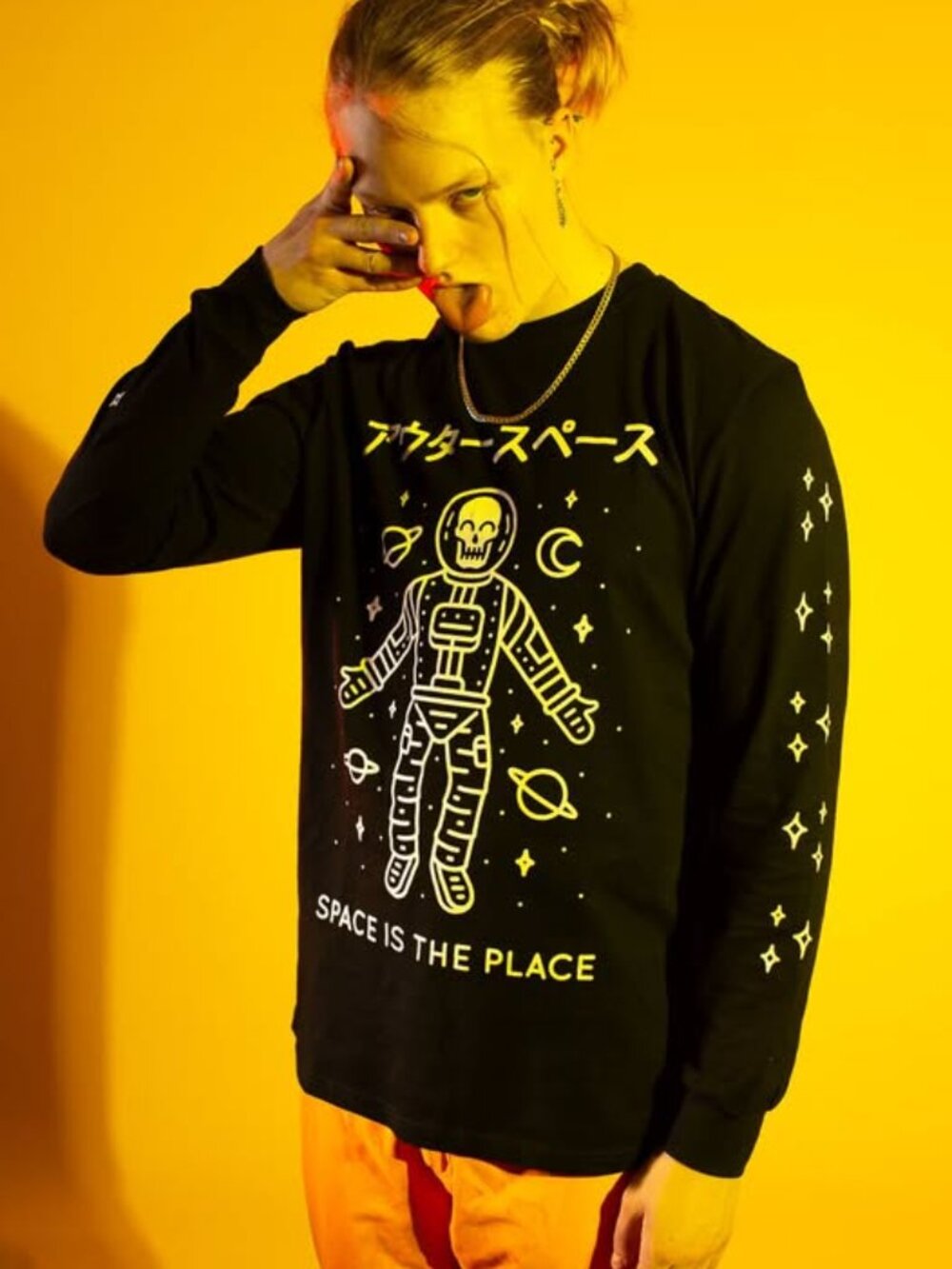 COOL SHIRTZ Space is the Place 2018 long sleeve graphic black tee